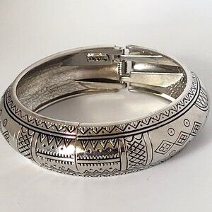 Chico's Engraved Southwest Design Hinged Bangle Bracelet 7" x 1" wide